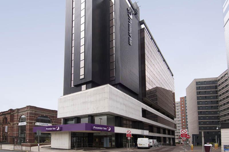 Premier Inn Leeds City Centre Екстериор снимка